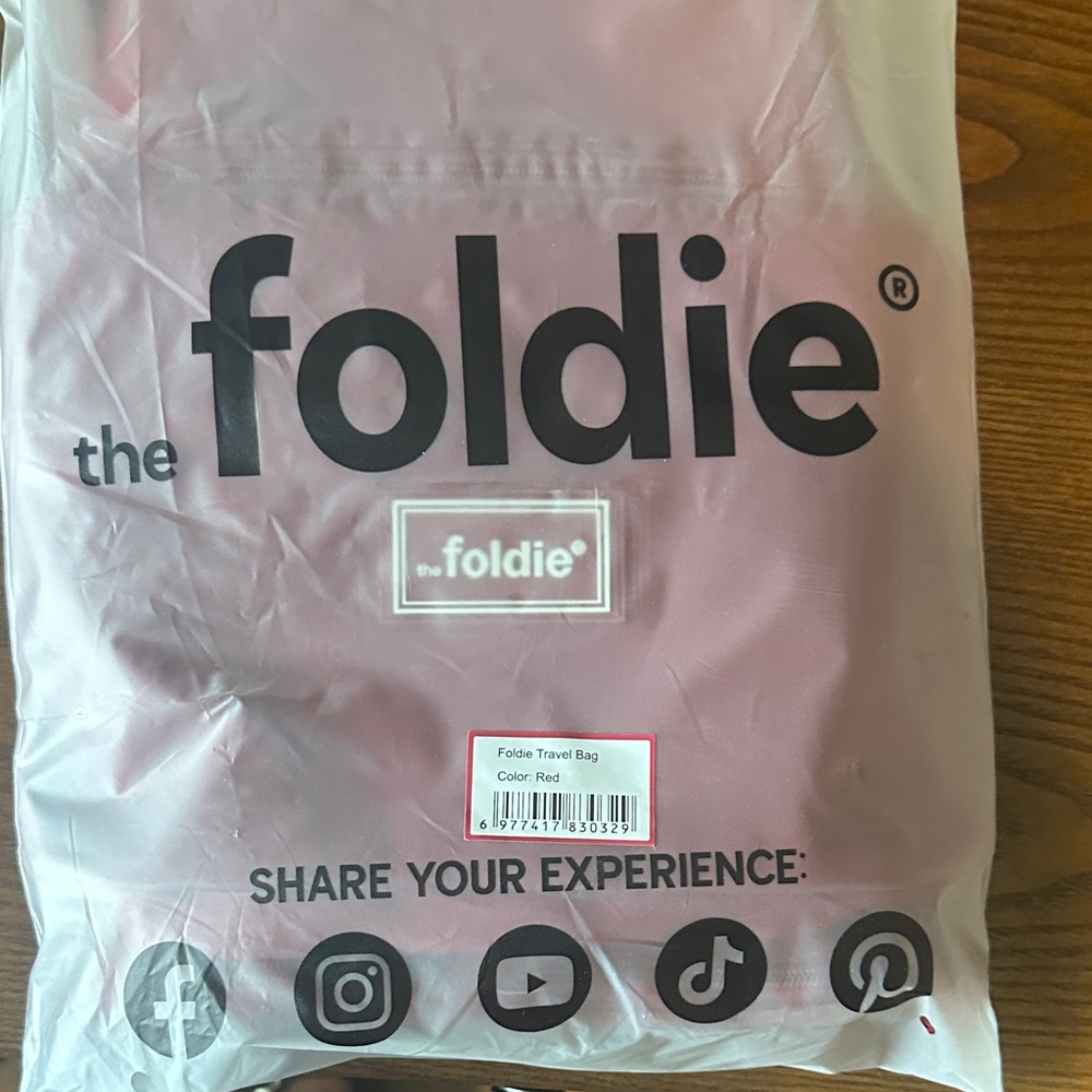 Foldie Red Travel Bag